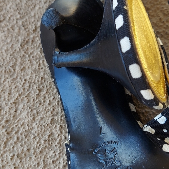 J.CREW SIZE 7 2.5," HEEL GENUINE LEATHER. OPEN TOE - Picture 10 of 13